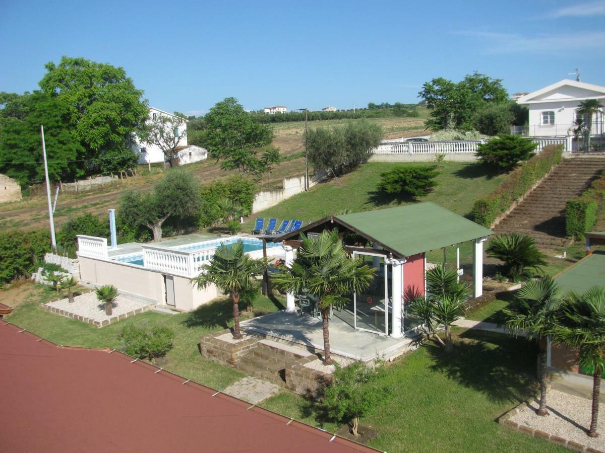 Residence Il Villaggio Del Re Corropoli Exterior photo